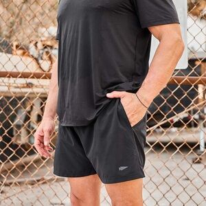 GoRuck MEN’S TRAINING SHORTS - TOUGHSTRETCH. Size M. Brand New